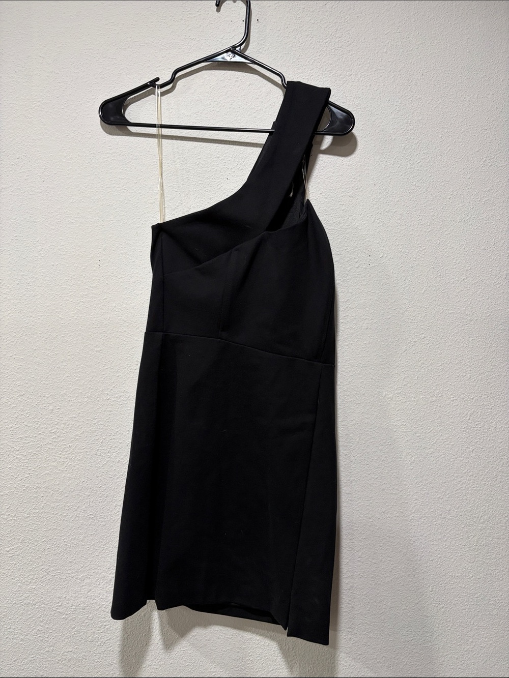 DO+BE Black One-Shoulder Cocktail Dress